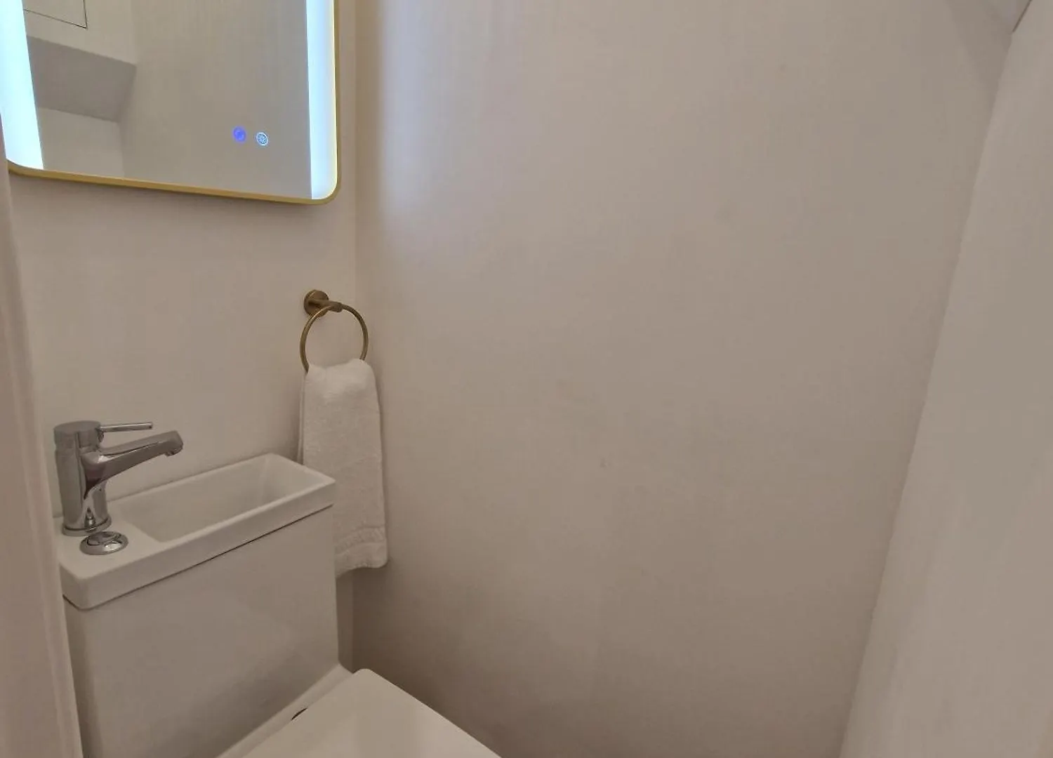 Seaside Apartment, Parking, Private Garden, Walking Distance To Southbourne Beach Bournemouth United Kingdom